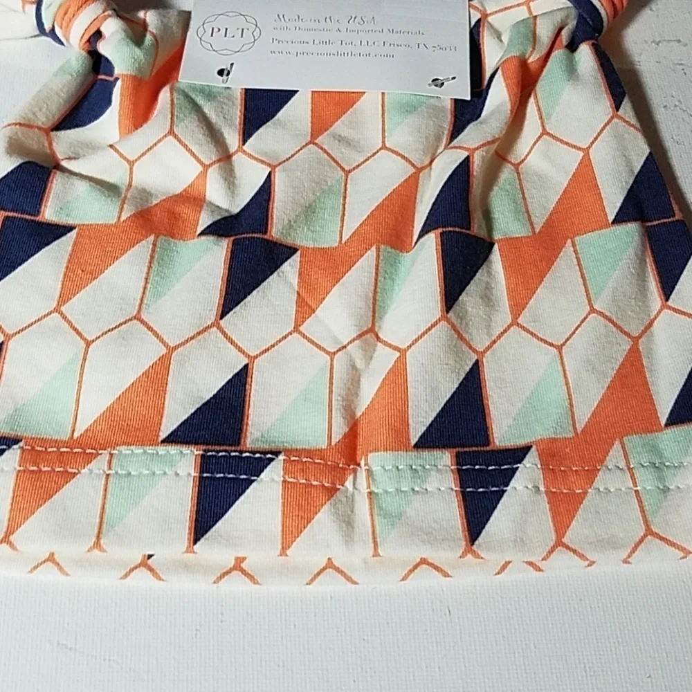 Precious little TOT tie knot hat